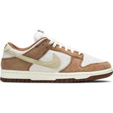 Dunk Low Premium 'Medium Curry' - Kicks Heaven